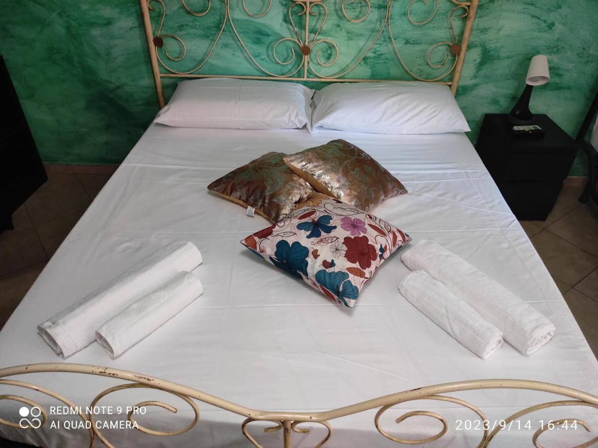 Valenti Bed and Breakfast Κατάνια Εξωτερικό φωτογραφία